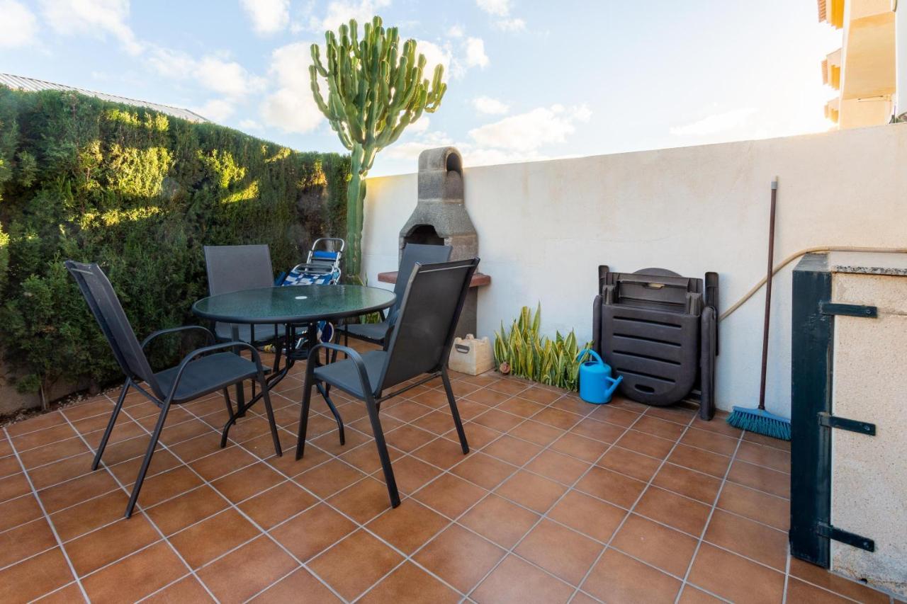 Pool-Side Townhouse In Cabo Roig Villa Orihuela Buitenkant foto