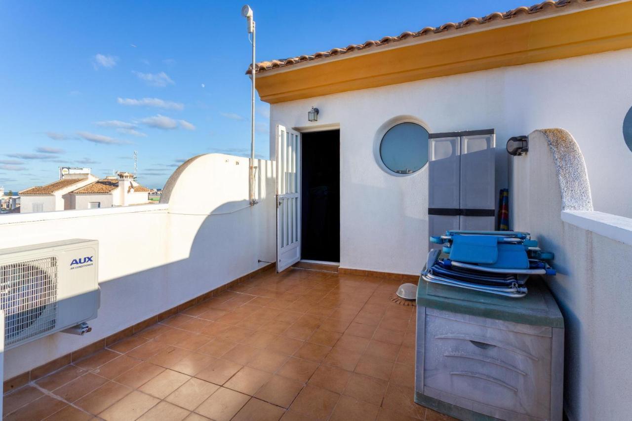 Pool-Side Townhouse In Cabo Roig Villa Orihuela Buitenkant foto